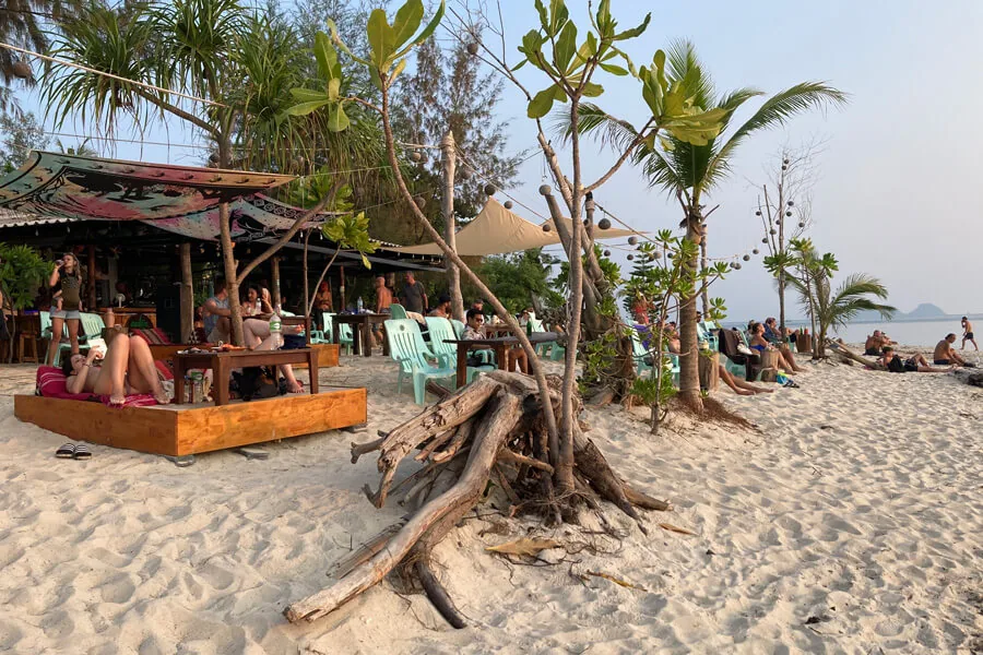 Sunset over Zen Beach at Grasshopper Beach Bar, Sri Thanu, Koh Phangan